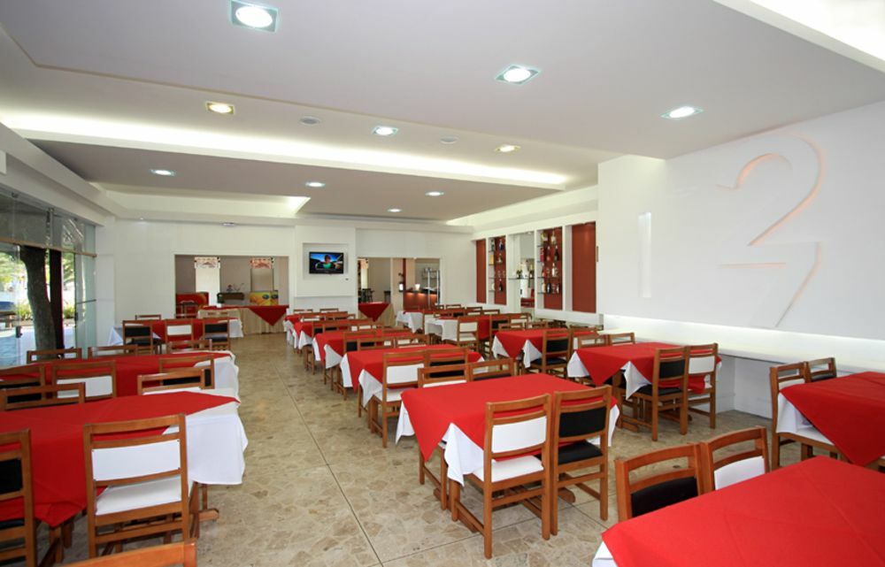 27 Praia Hotel - Frente Mar Bertioga Eksteriør billede